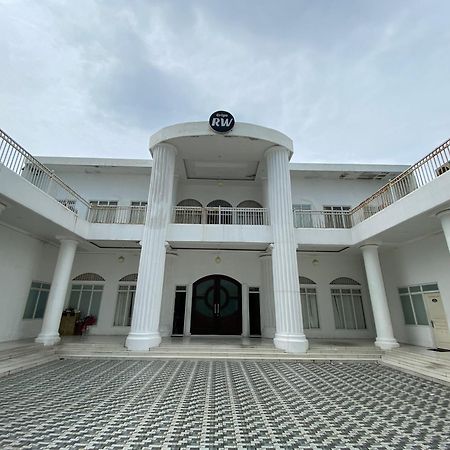 فندق او واي أو 1888 جريا آر دبليو Solo المظهر الخارجي الصورة
